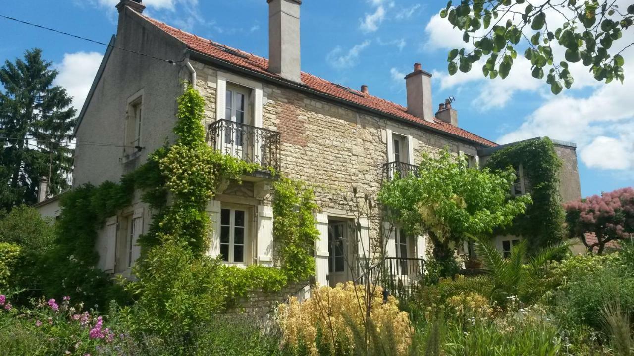 Maison D'Hotes Des Perrieres Dijon Exterior foto